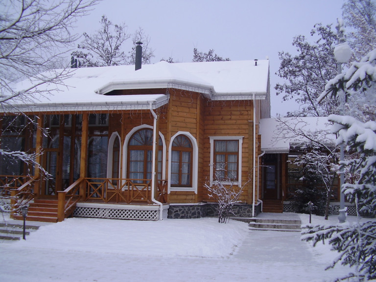 Log_House_Ukraine_4.jpg