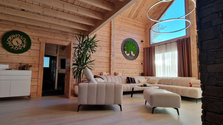 loghouse slovakia4